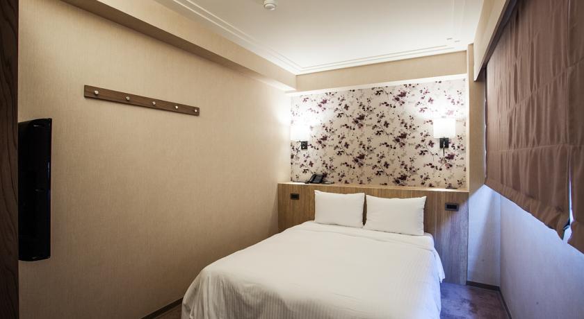 Citizen Hotel Taipei Exterior photo