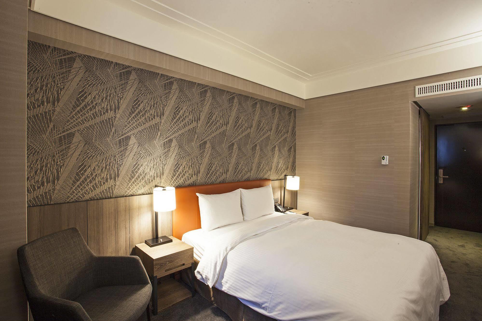 Citizen Hotel Taipei Exterior photo